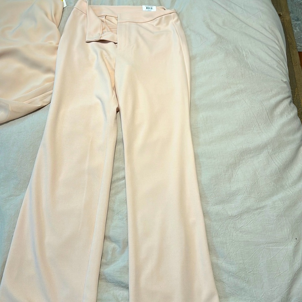 INC Woman’s Pant/ Slacks.